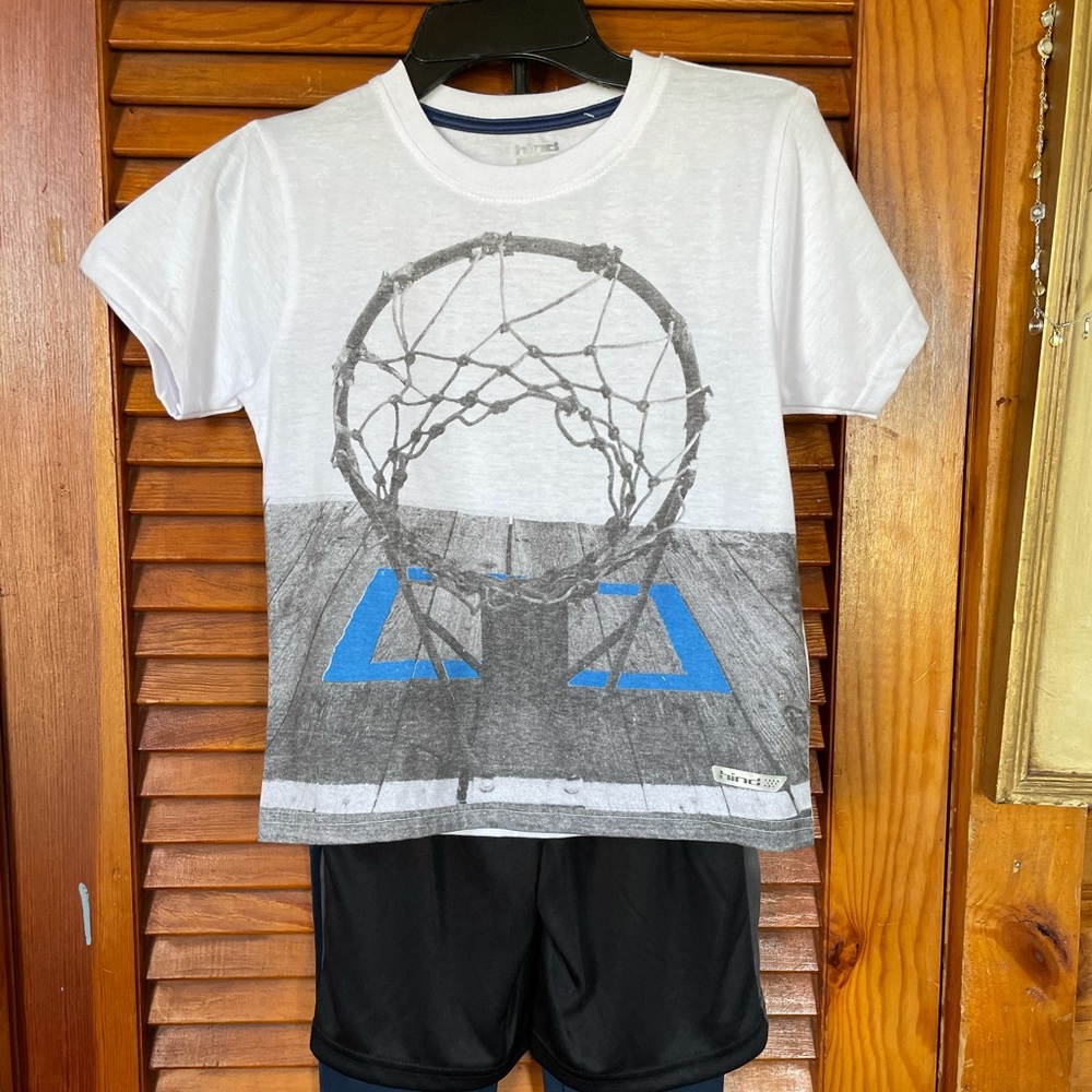 Boys active three-piece set 5/6 medium Hind Basketball shorts